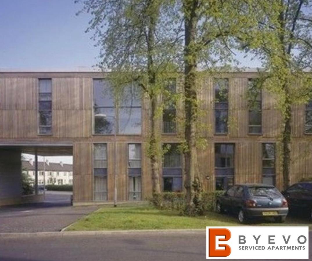 Byevo 1 Brabloch - Perfect For Contractors - Close To Gla Paisley Exterior photo